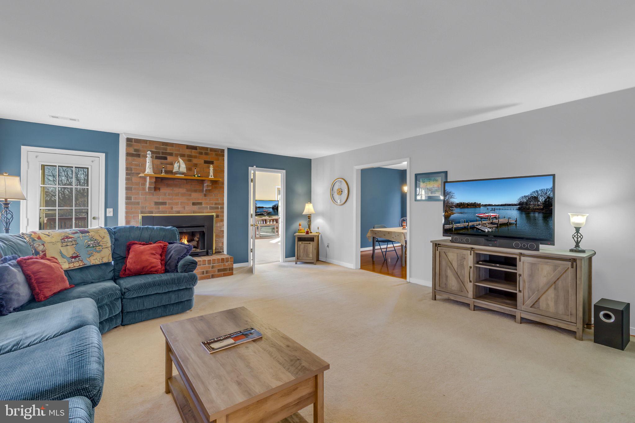 196 MATTHEWS COVE DRIVE