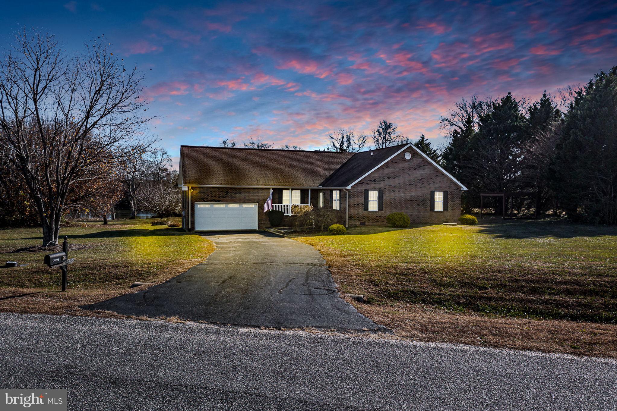 196 MATTHEWS COVE DRIVE