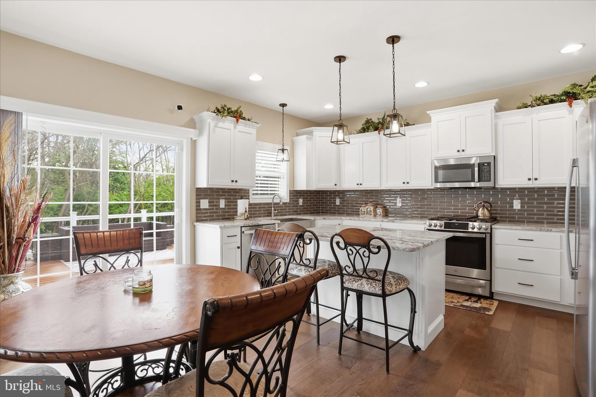 HERITAGE ESTATES WEST - Residential