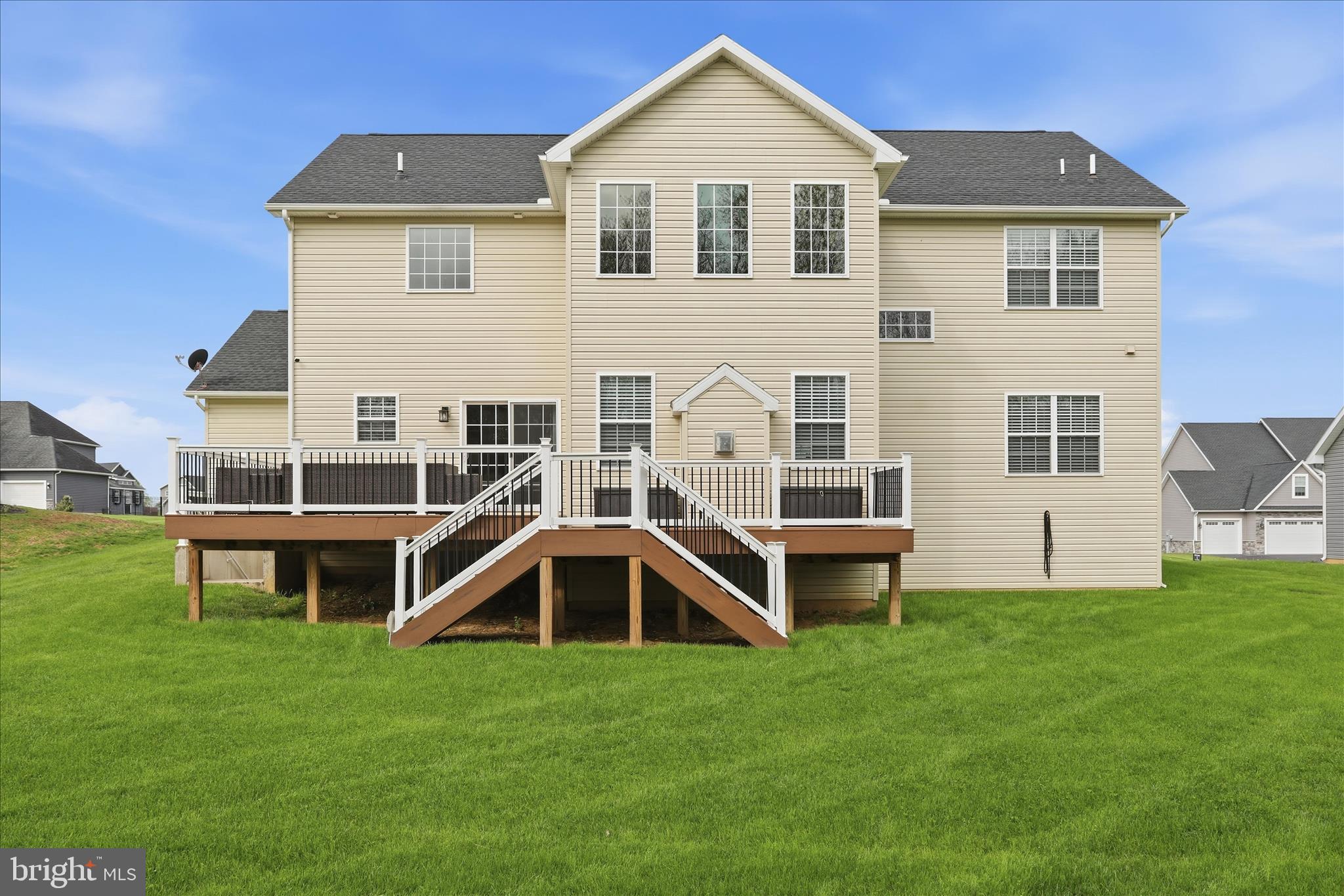 HERITAGE ESTATES WEST - Residential