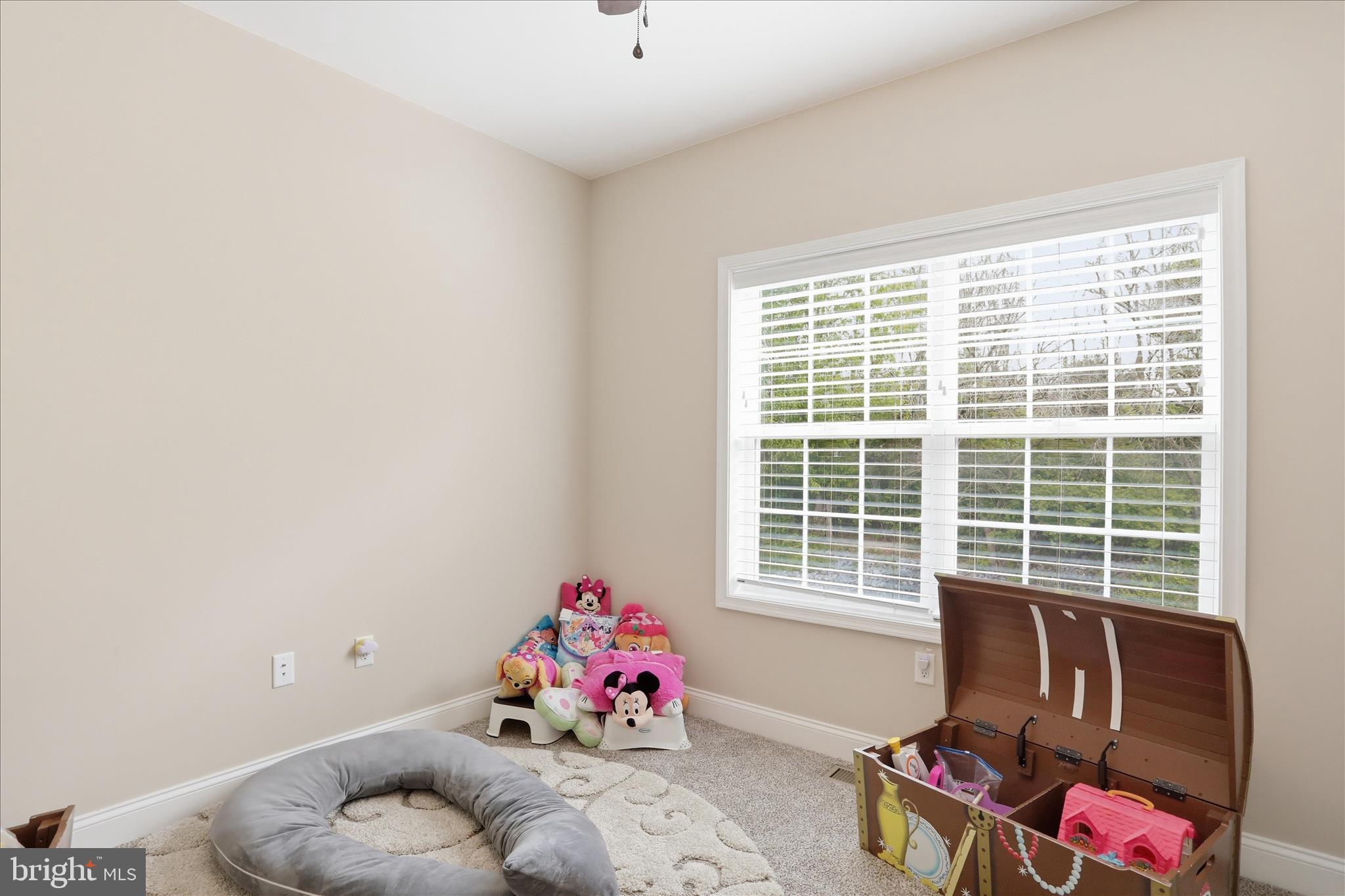 HERITAGE ESTATES WEST - Residential