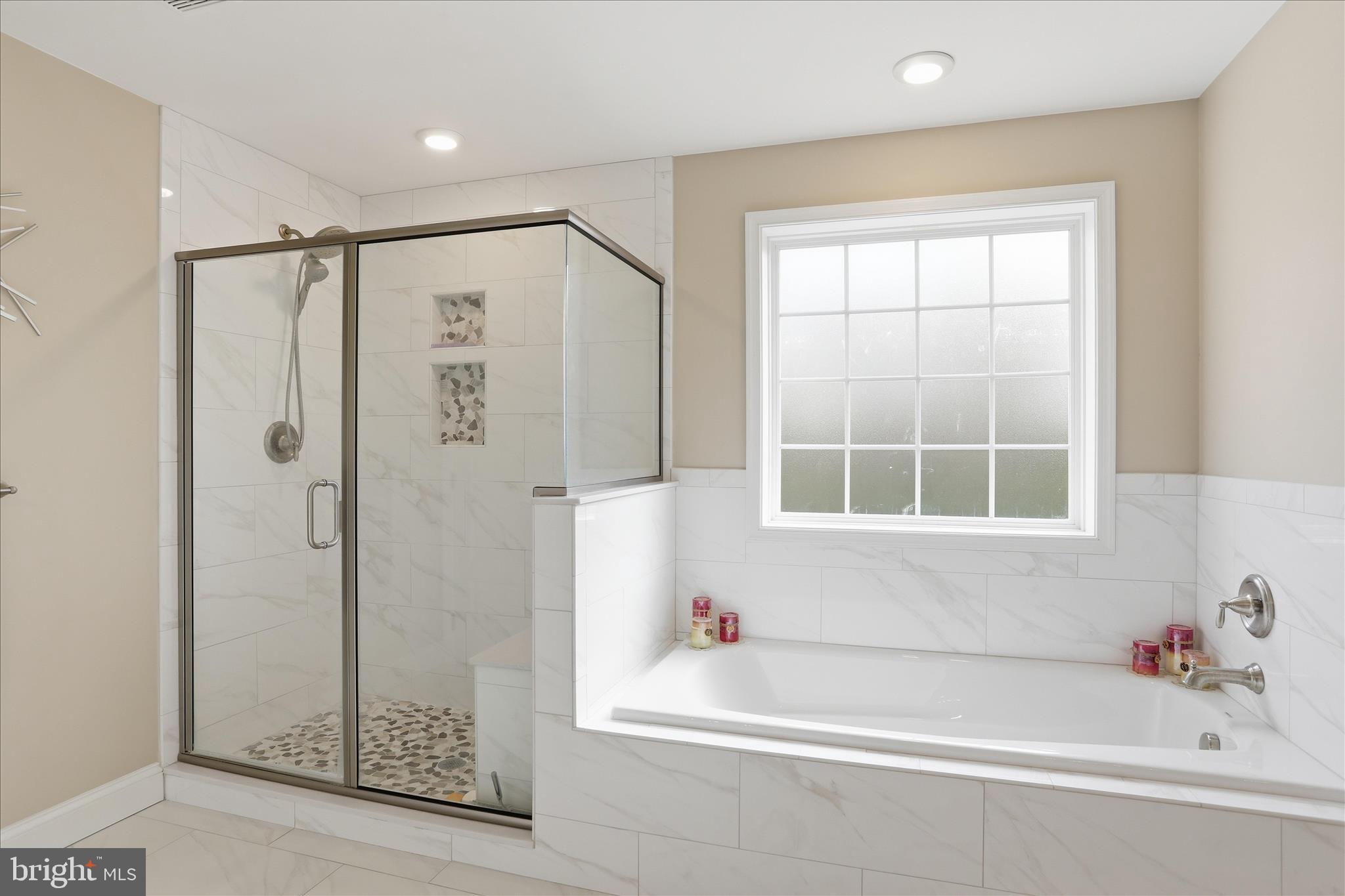 HERITAGE ESTATES WEST - Residential