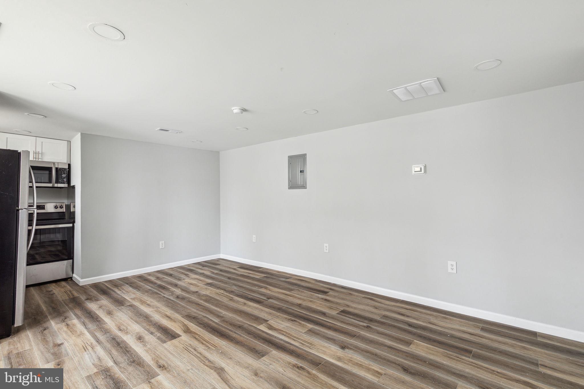 OVERBROOK PARK - Residential Income