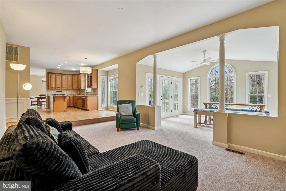 SPRING LAKE ESTATES - Residential