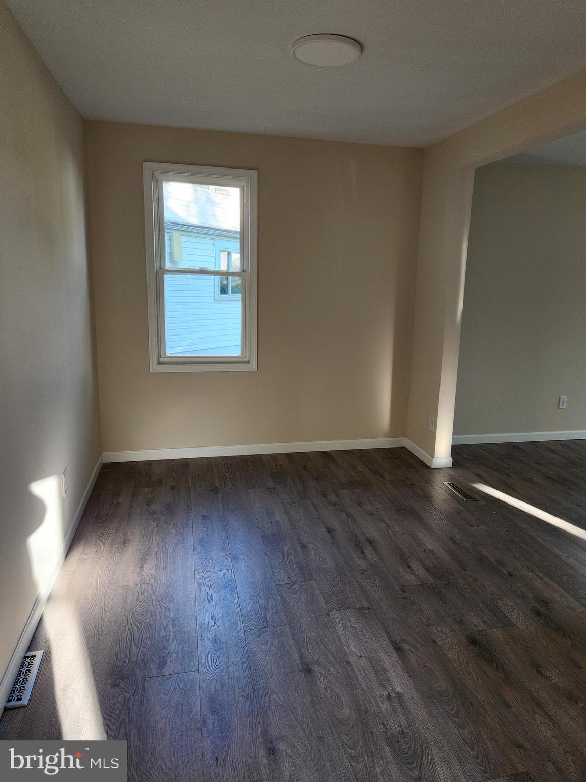 000 - Residential Lease