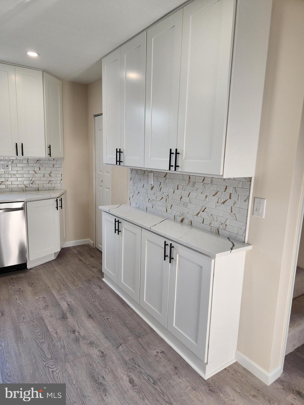 000 - Residential Lease