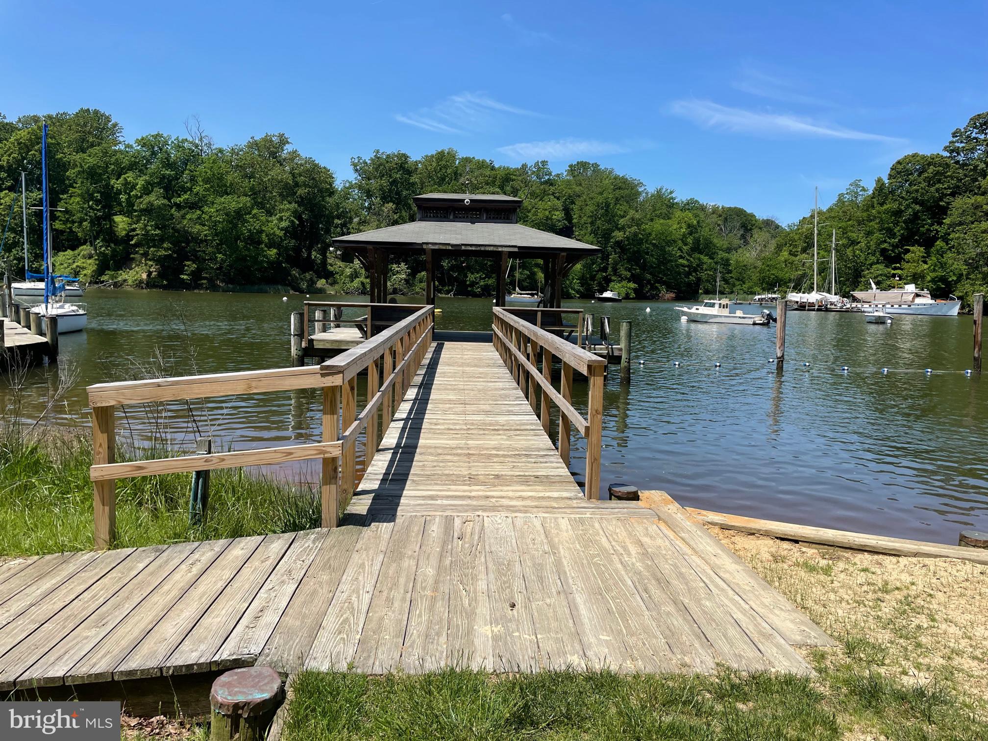 PINES ON THE SEVERN - Residential Lease