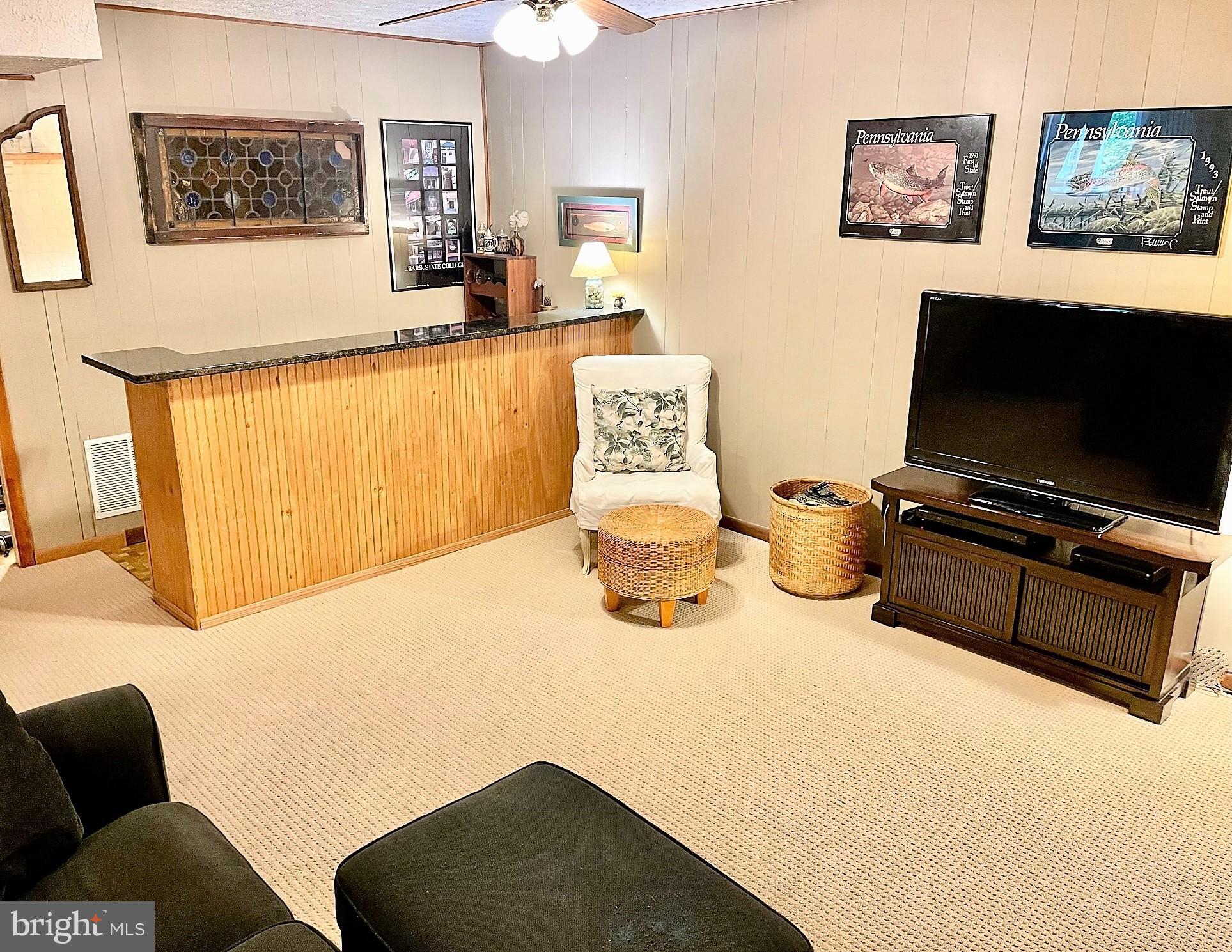 PINES ON THE SEVERN - Residential Lease