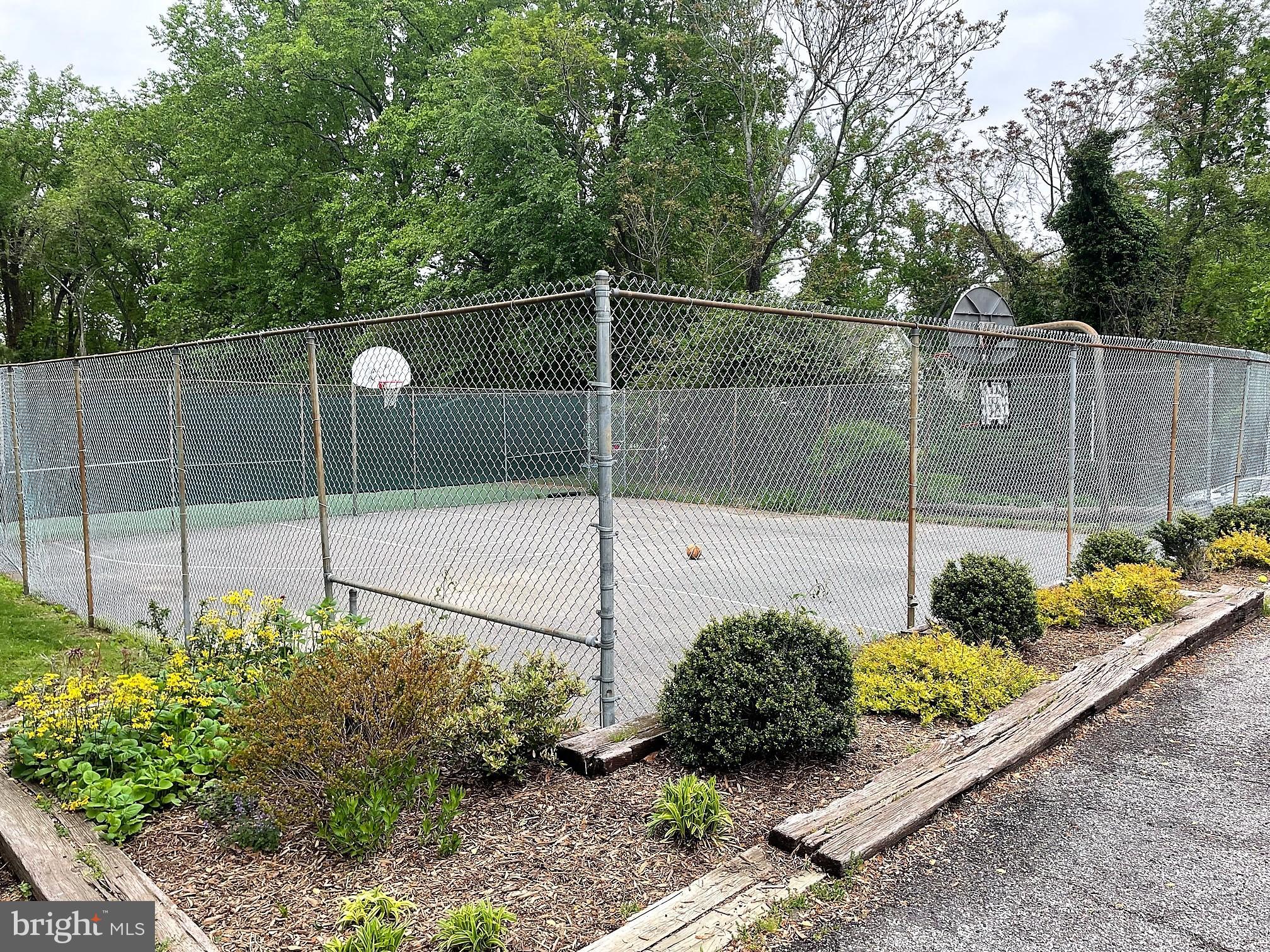 PINES ON THE SEVERN - Residential Lease