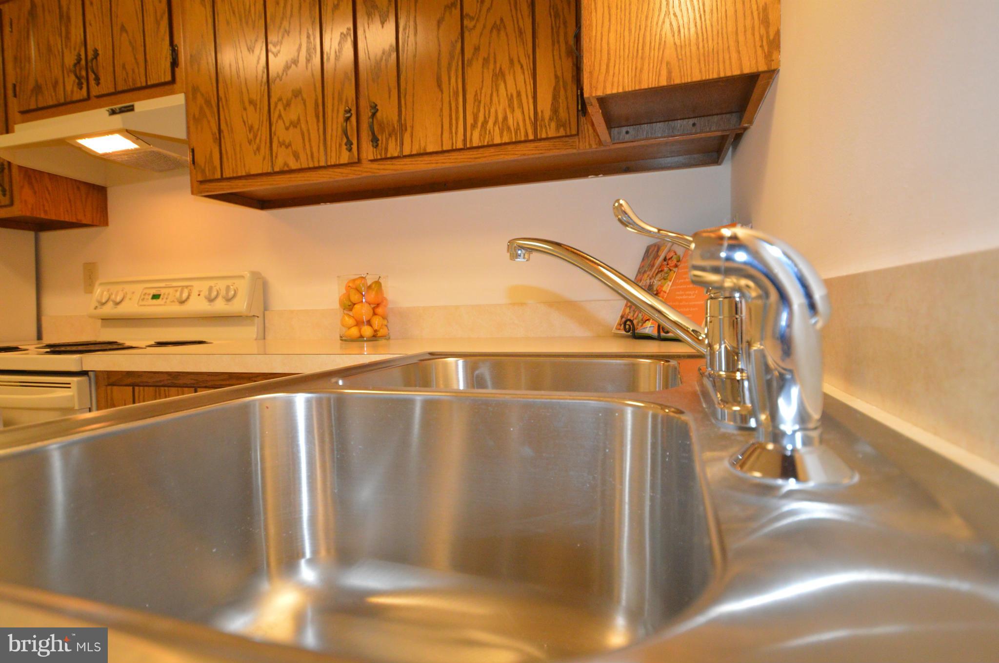 LAKEVIEW VILLAGE - Residential