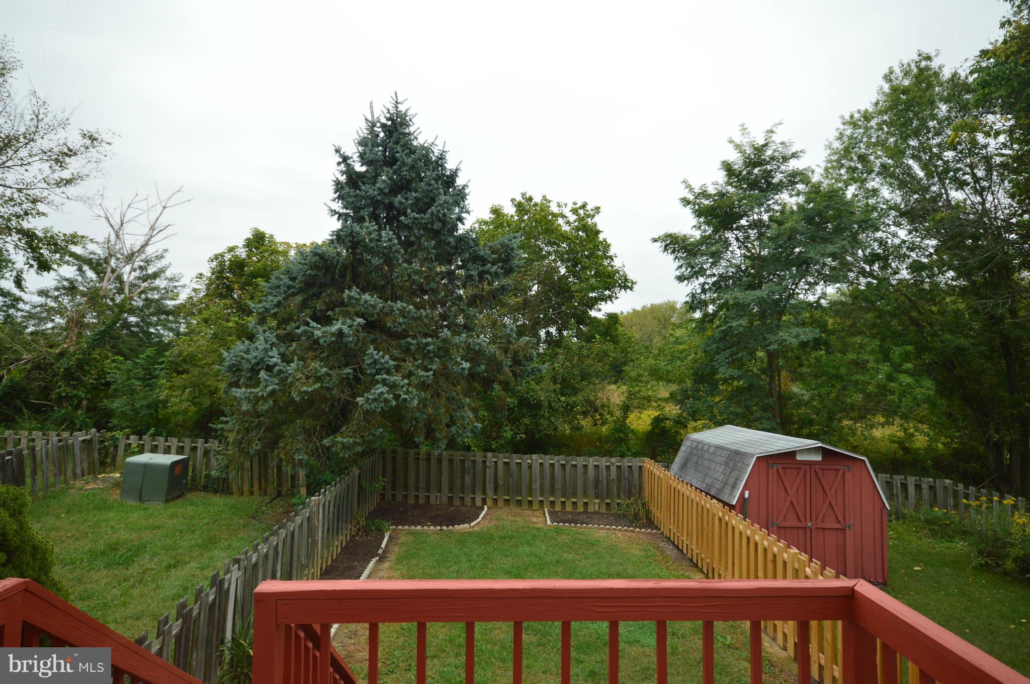 LAKEVIEW VILLAGE - Residential