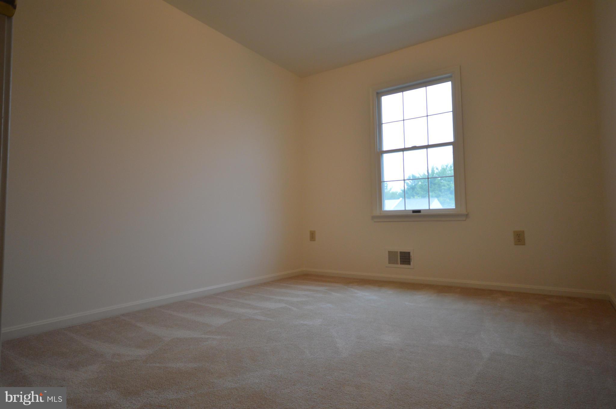 LAKEVIEW VILLAGE - Residential