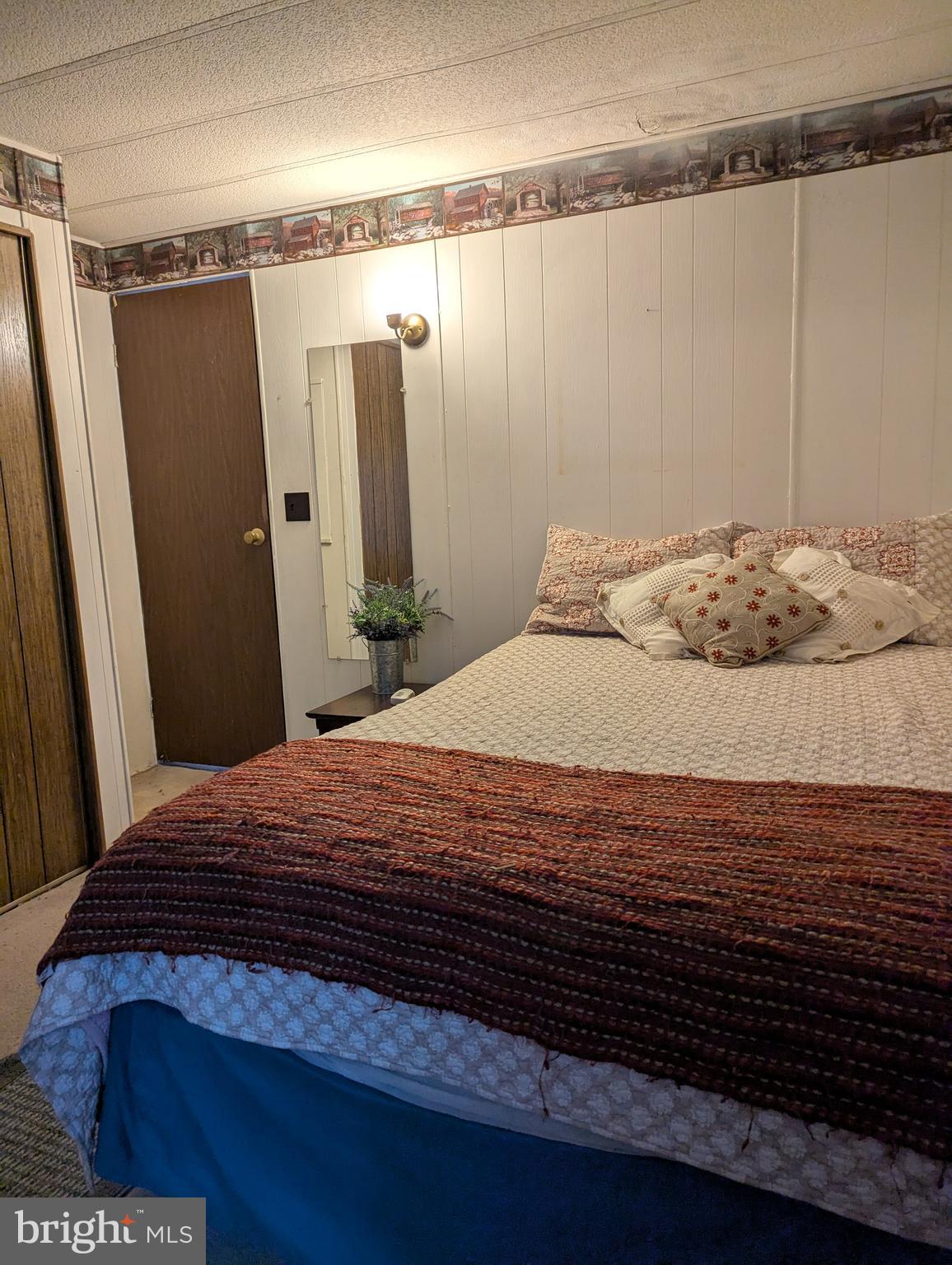 HILLANDALE HOMES - Residential