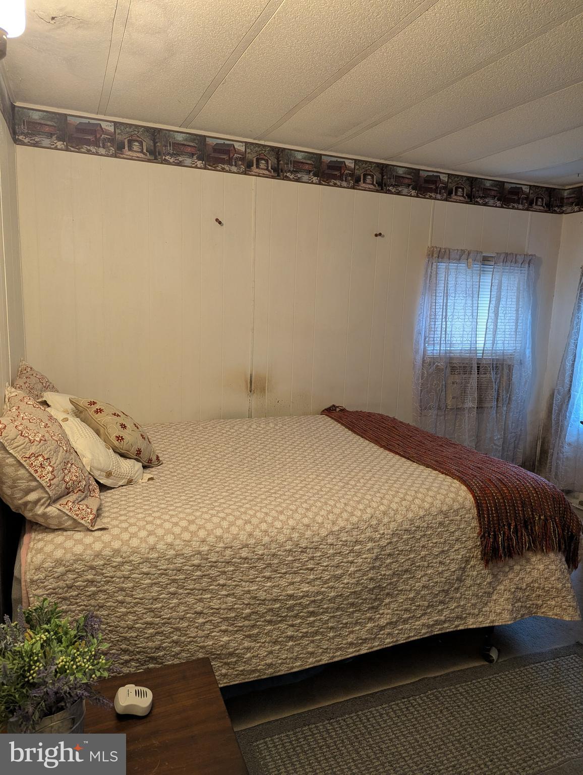 HILLANDALE HOMES - Residential