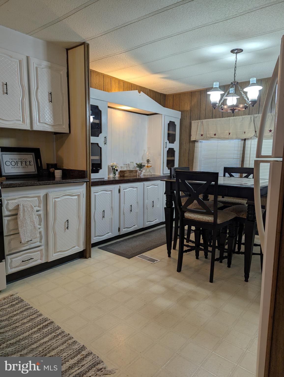 HILLANDALE HOMES - Residential