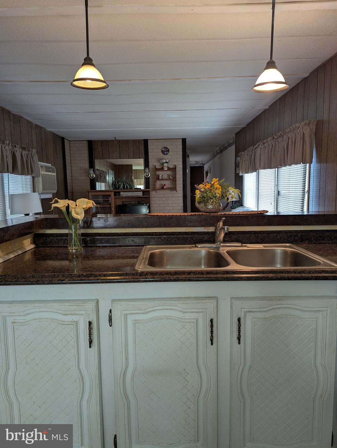 HILLANDALE HOMES - Residential