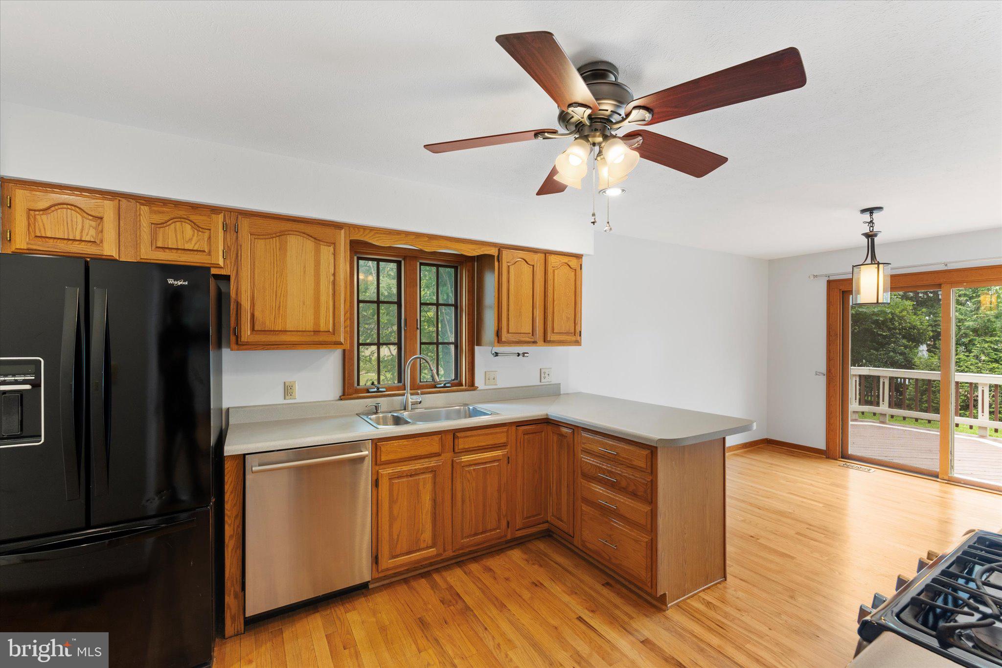 PIONEER HEIGHTS - Residential