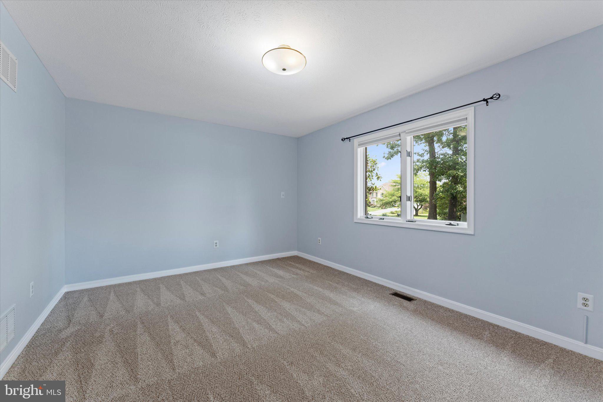 PIONEER HEIGHTS - Residential