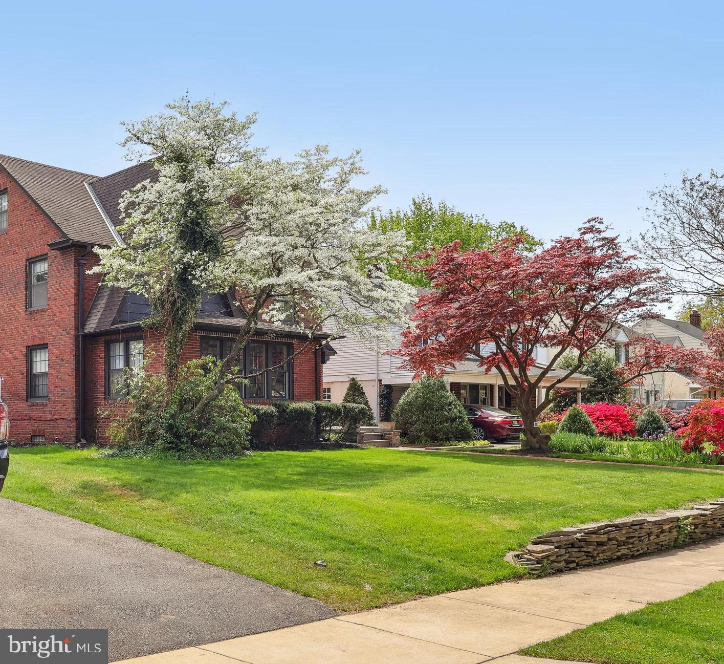40 TREATY ELM LANE