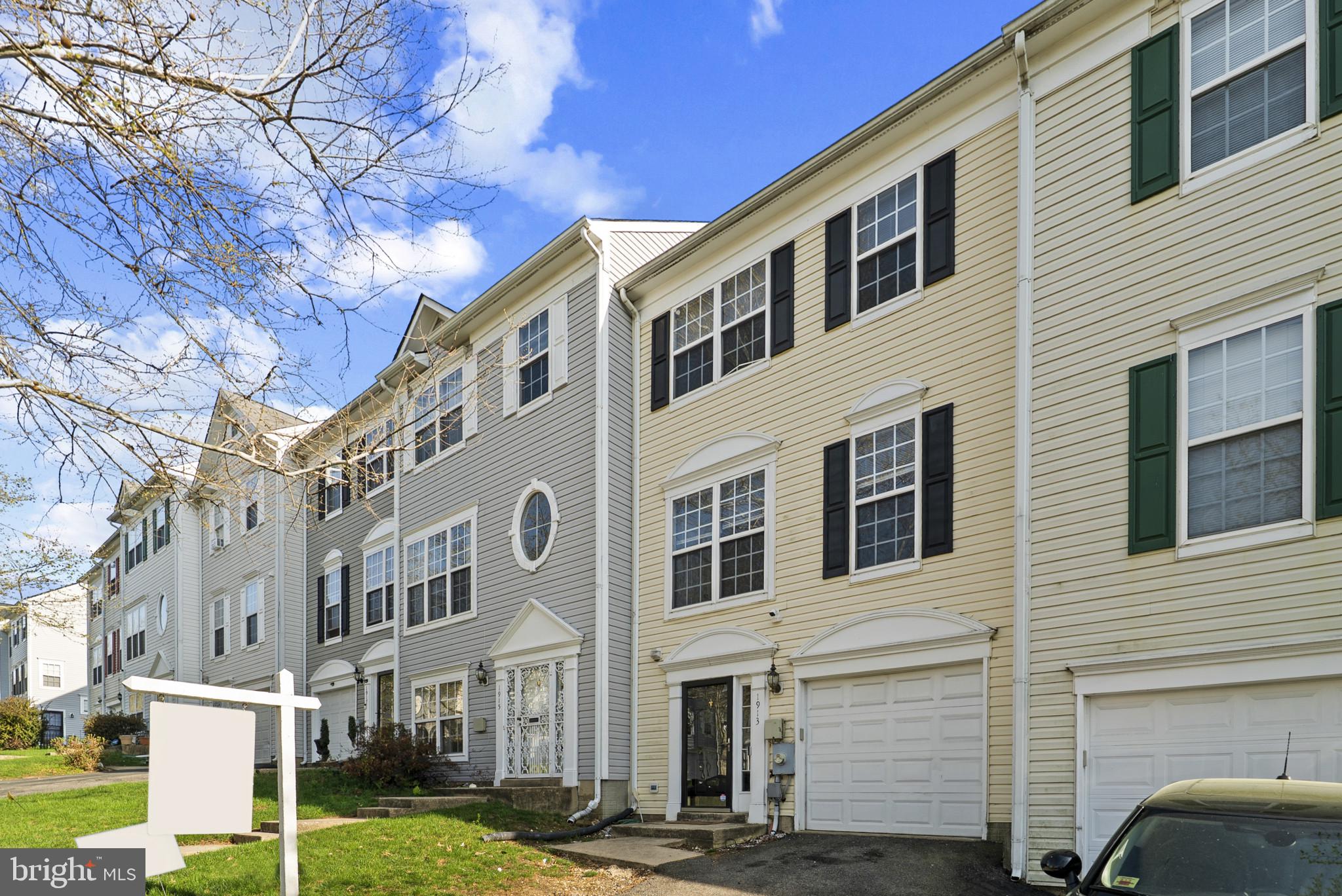 1913 TREMONT STREET SE