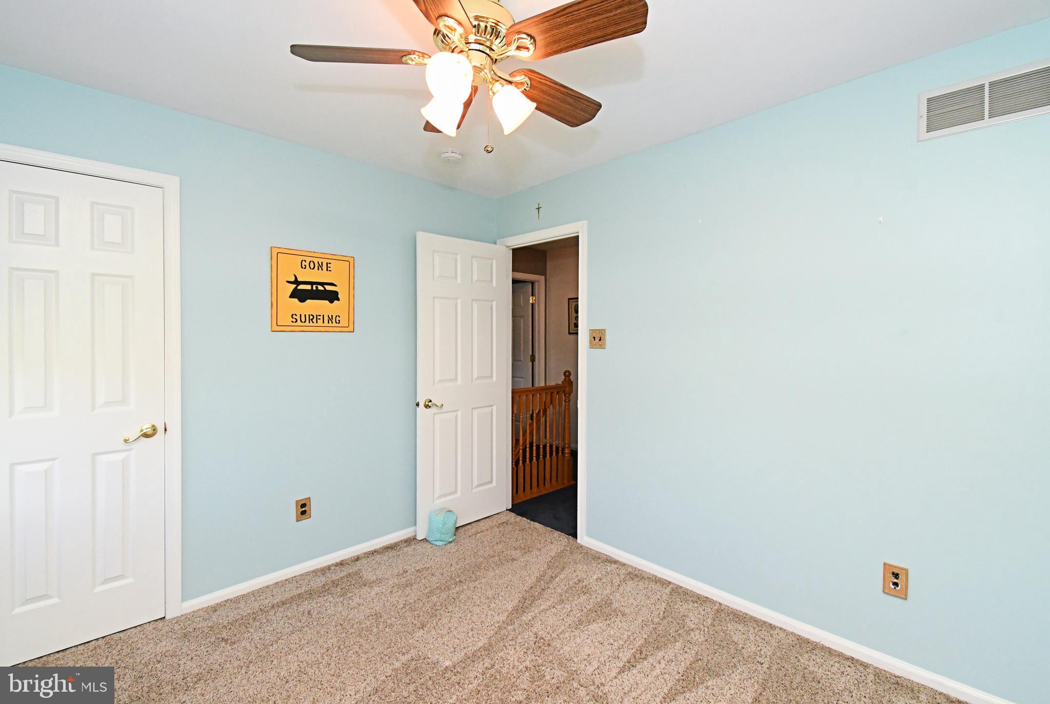 VILLAGE BROOK ESTS - Residential