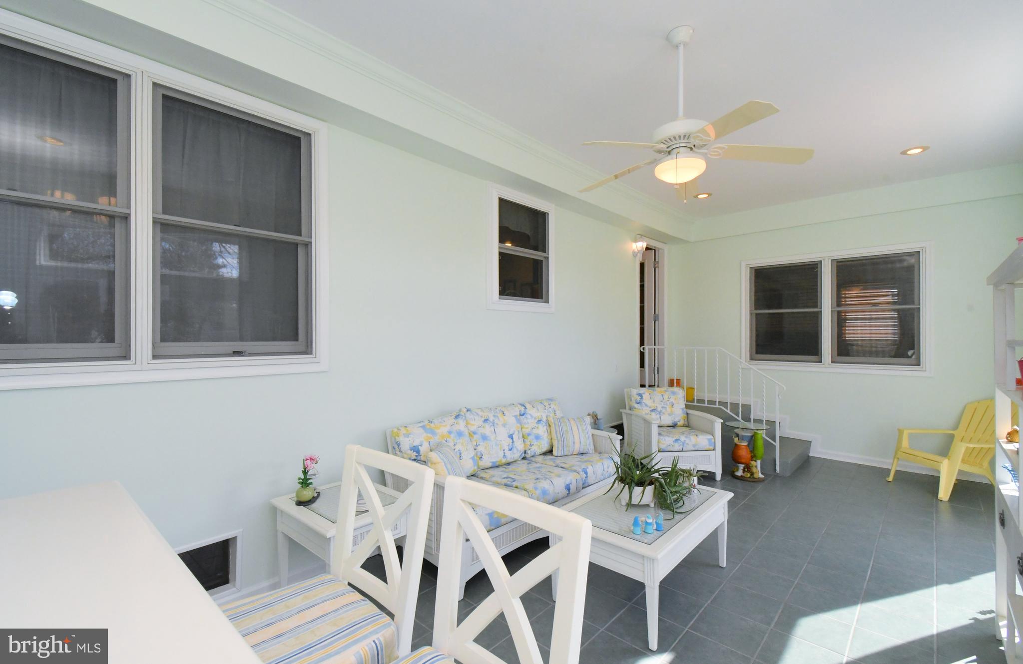 VILLAGE BROOK ESTS - Residential