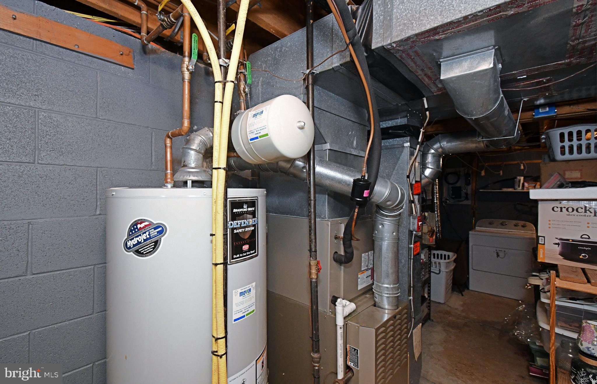 VILLAGE BROOK ESTS - Residential