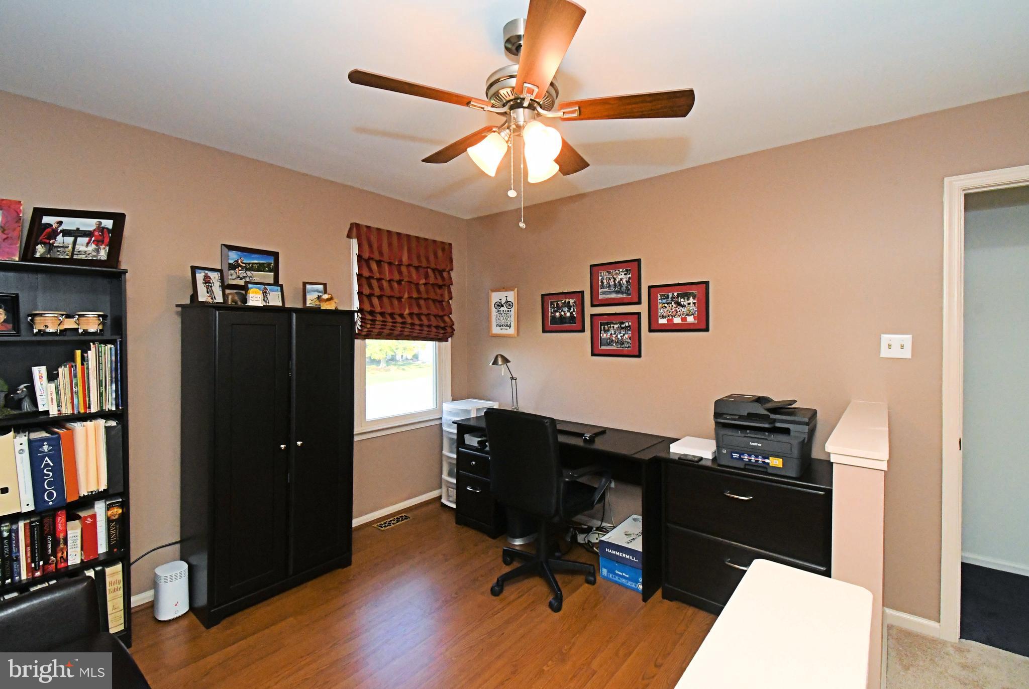 VILLAGE BROOK ESTS - Residential