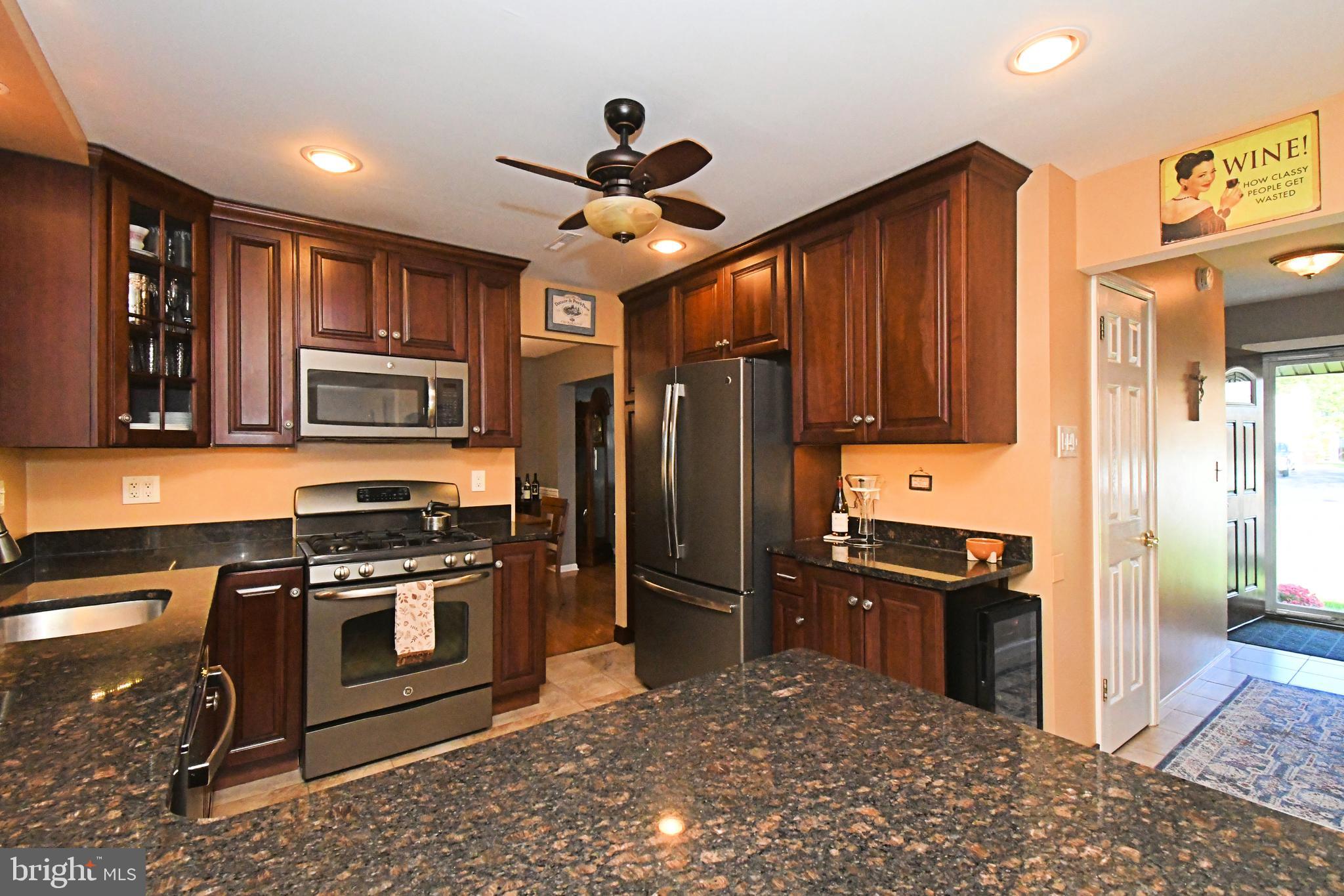 VILLAGE BROOK ESTS - Residential