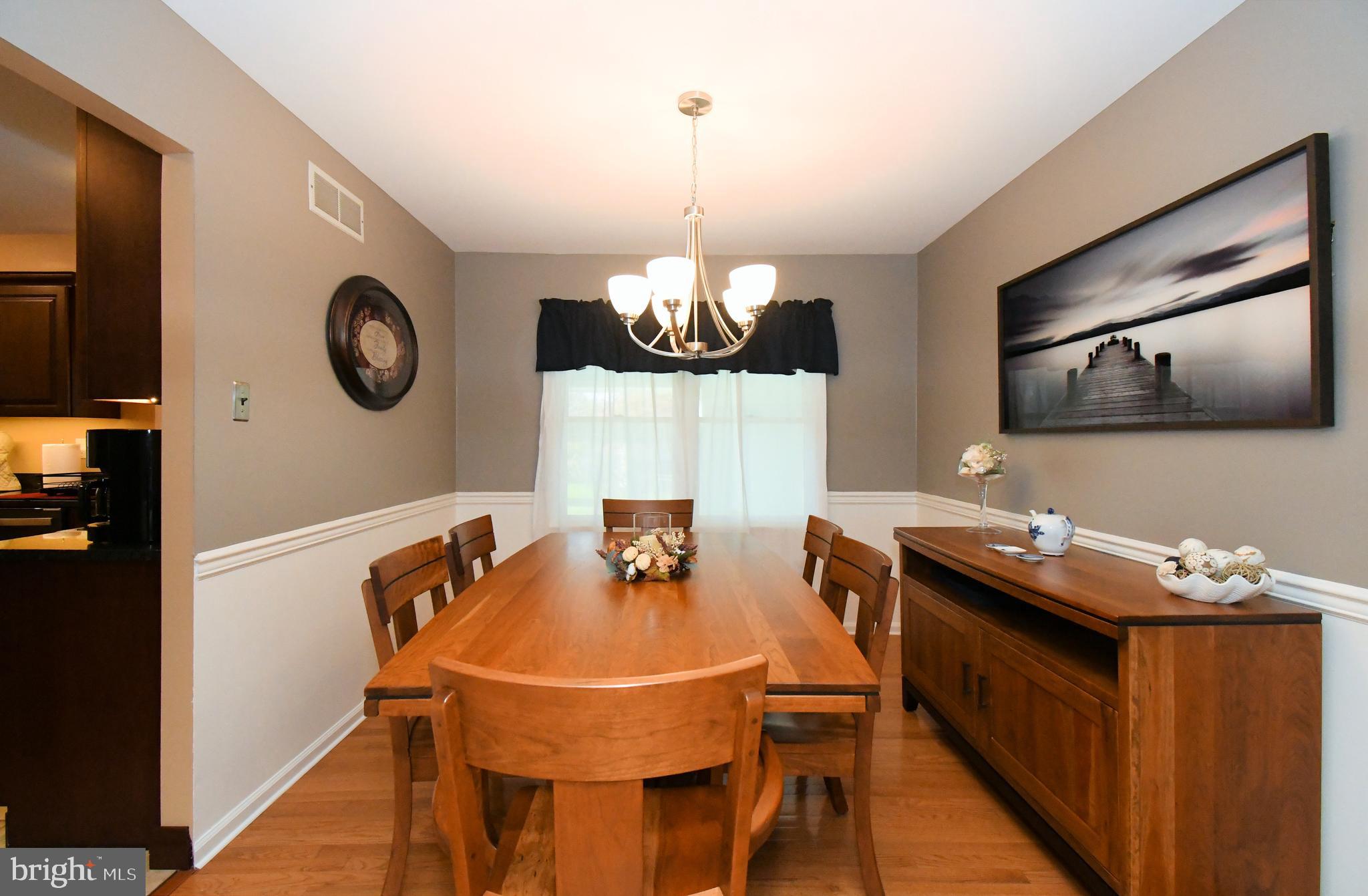 VILLAGE BROOK ESTS - Residential