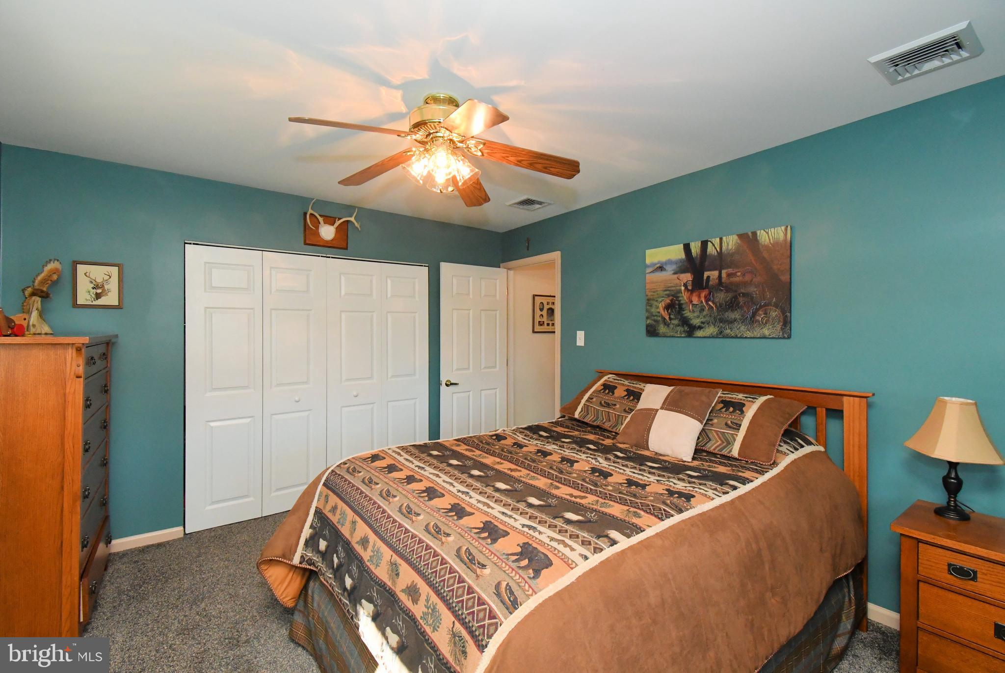 VILLAGE BROOK ESTS - Residential