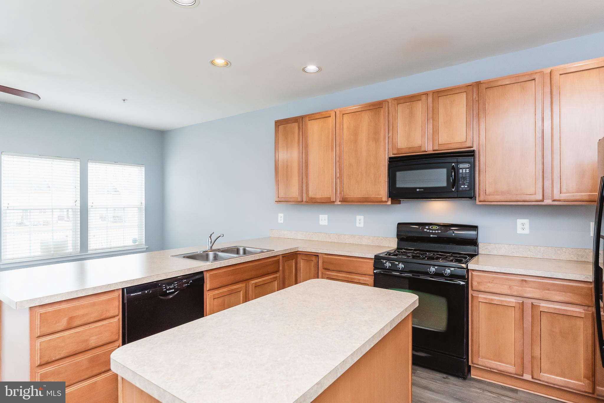 AUTUMN RUN - Residential