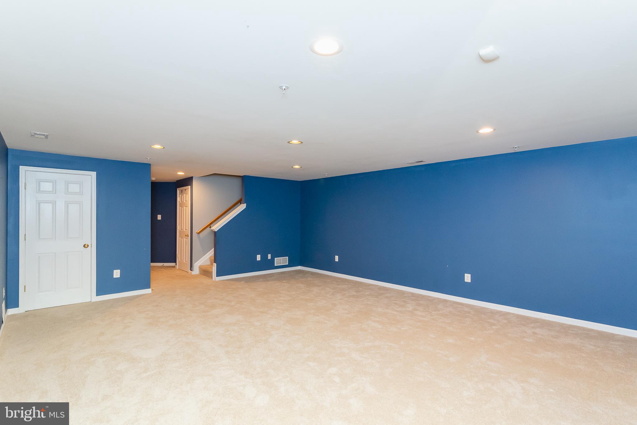 AUTUMN RUN - Residential