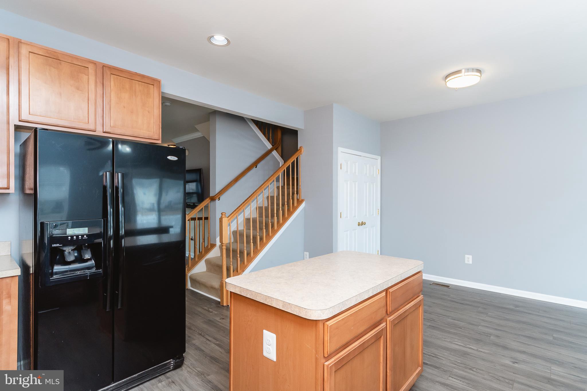 AUTUMN RUN - Residential