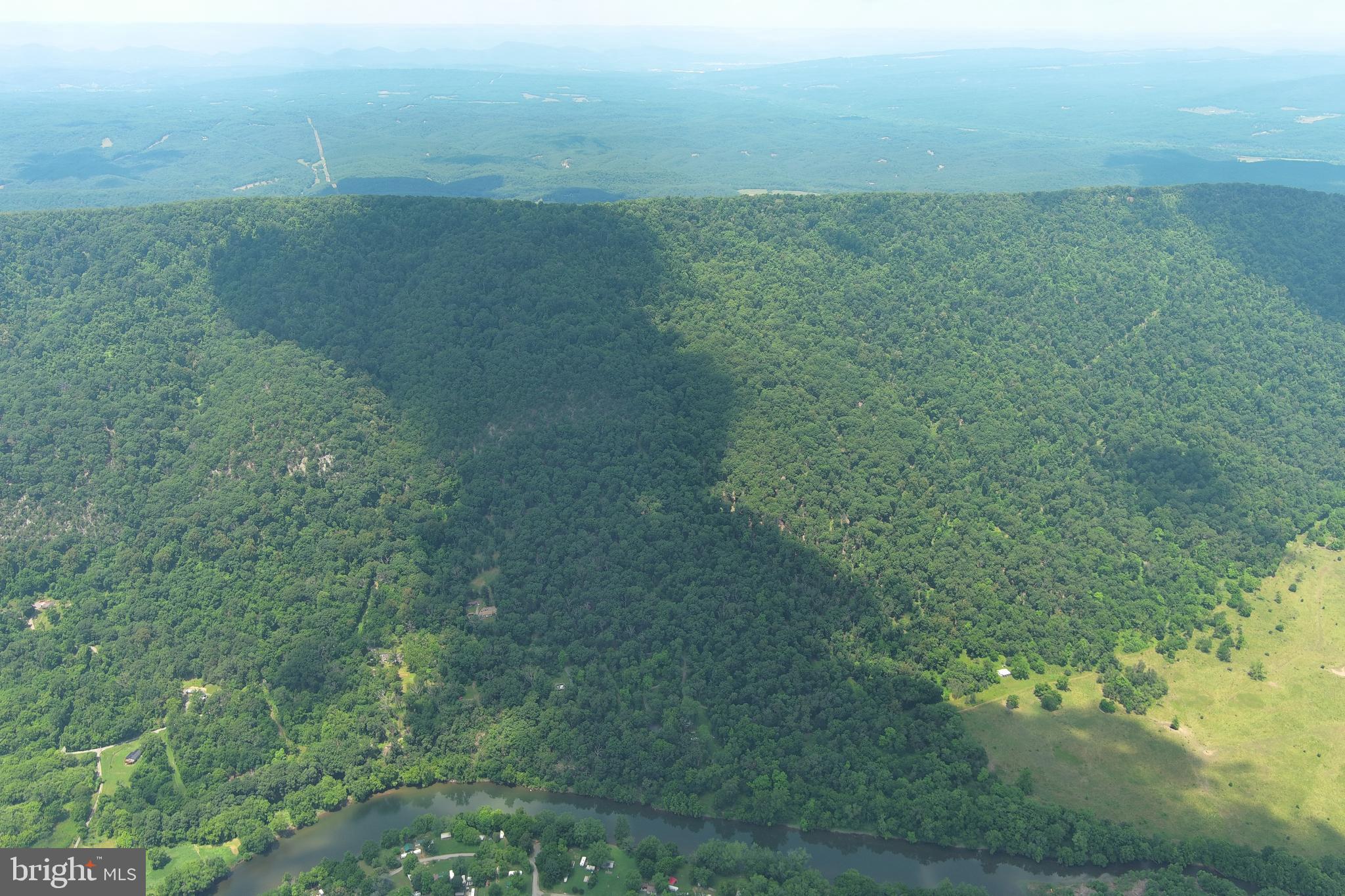 WHITSONS POINT - Land