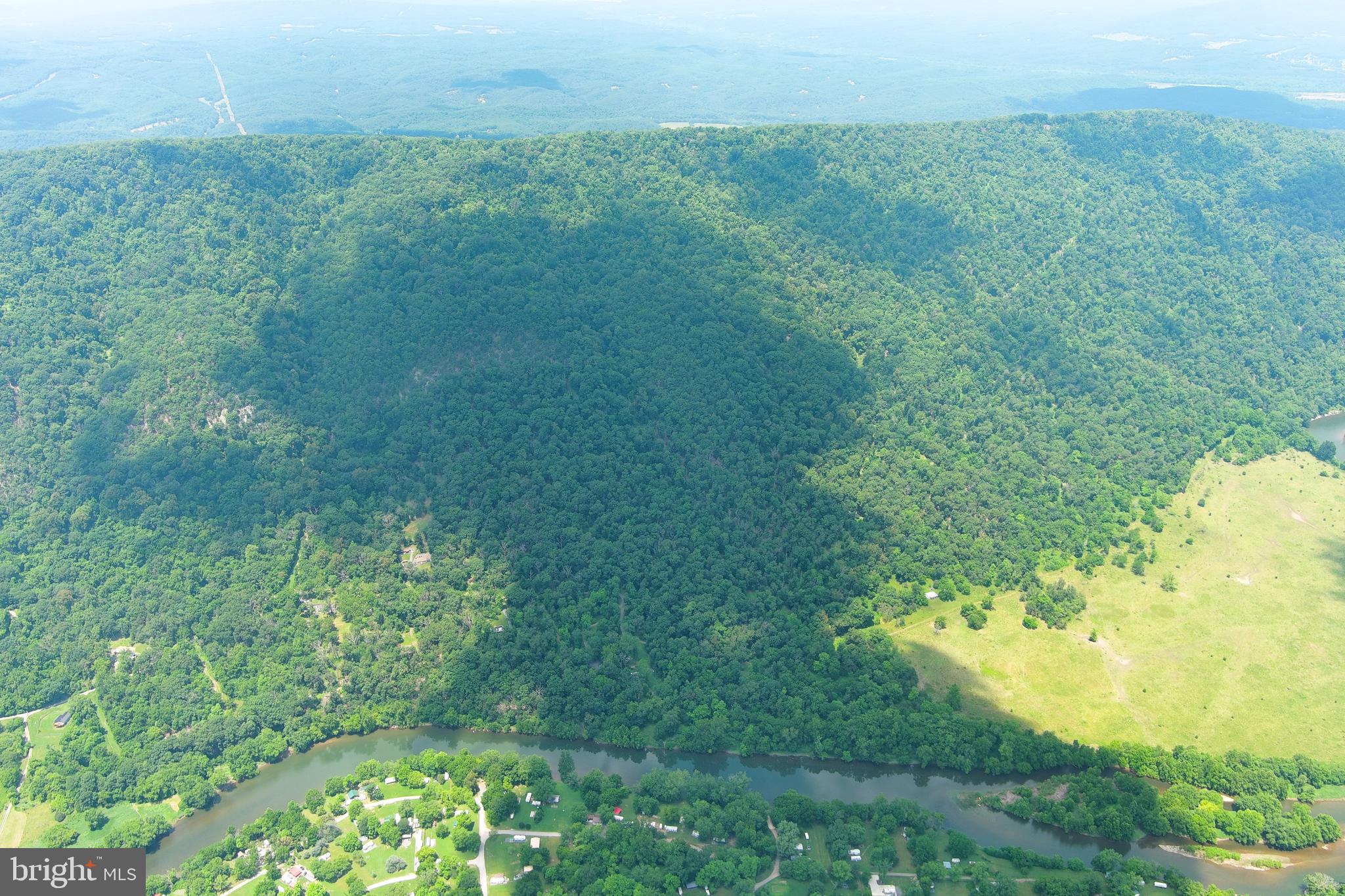 WHITSONS POINT - Land