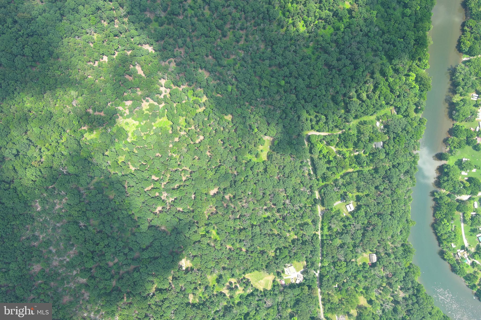 WHITSONS POINT - Land