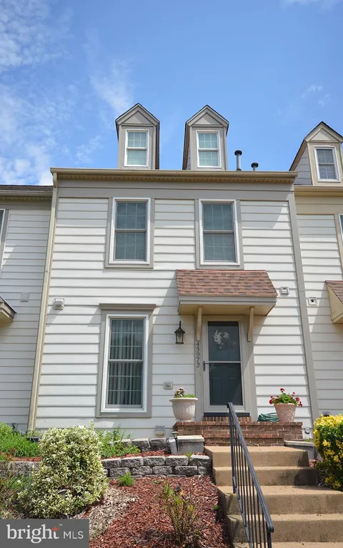 43972 Kitts Hill Terrace, Ashburn, VA MLS: VALO2090142