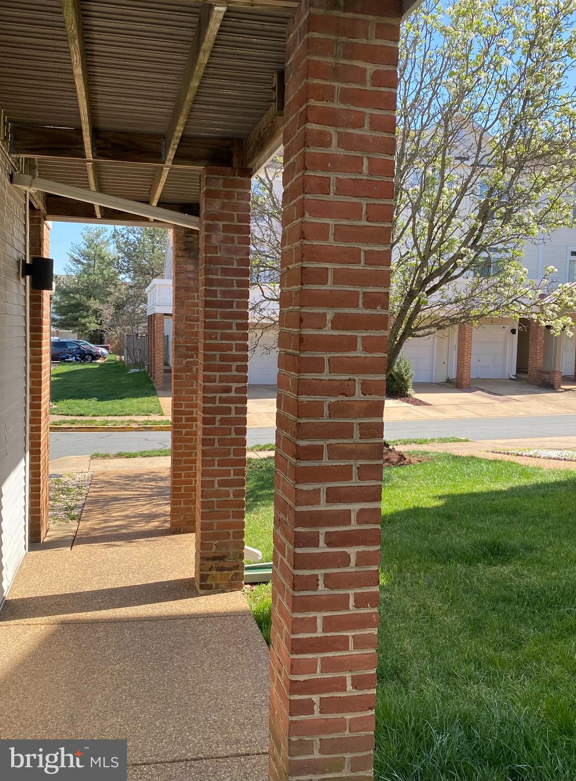 20414 COOL FERN SQUARE