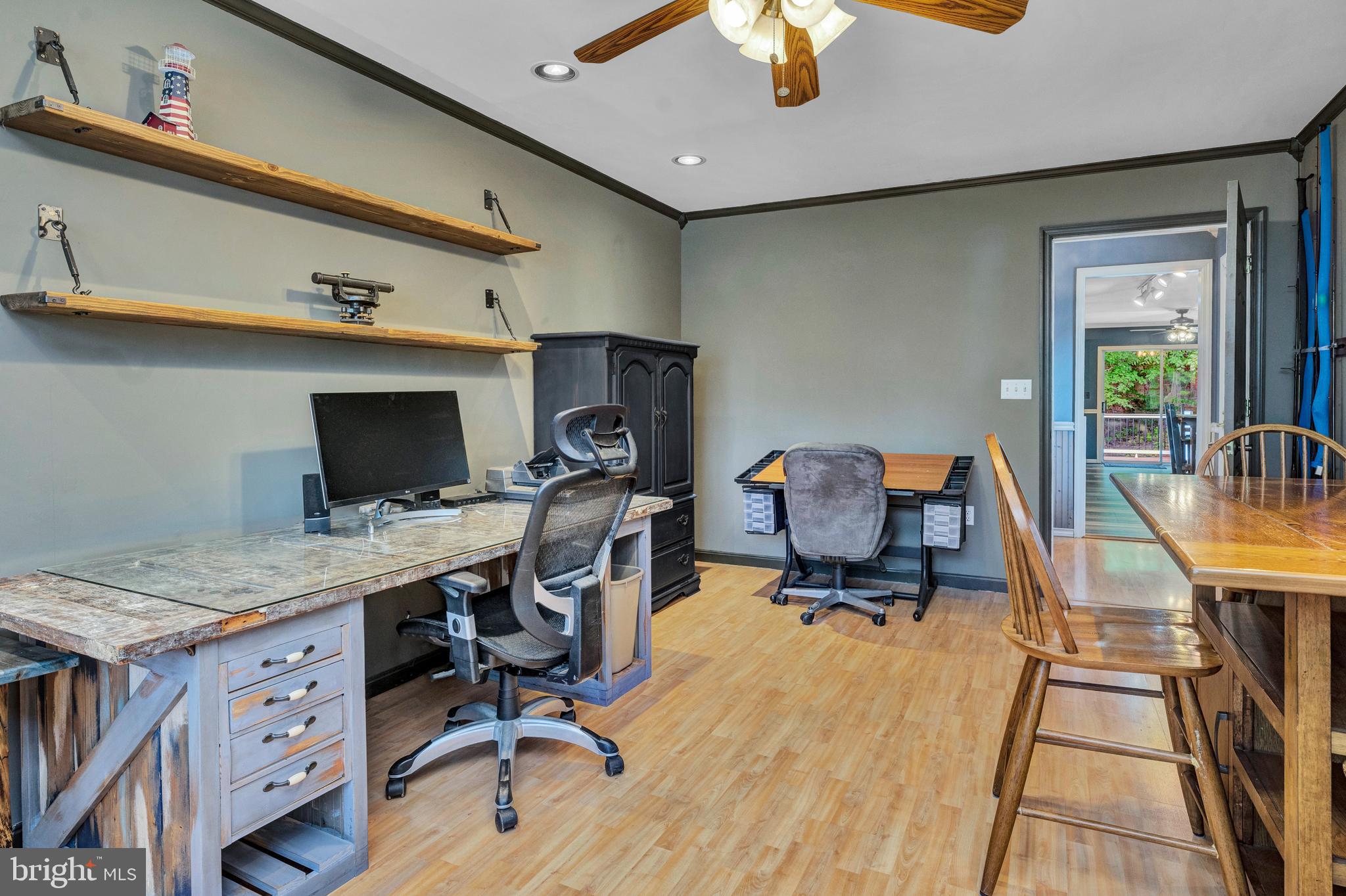 SUNSHINE HILLS - Residential