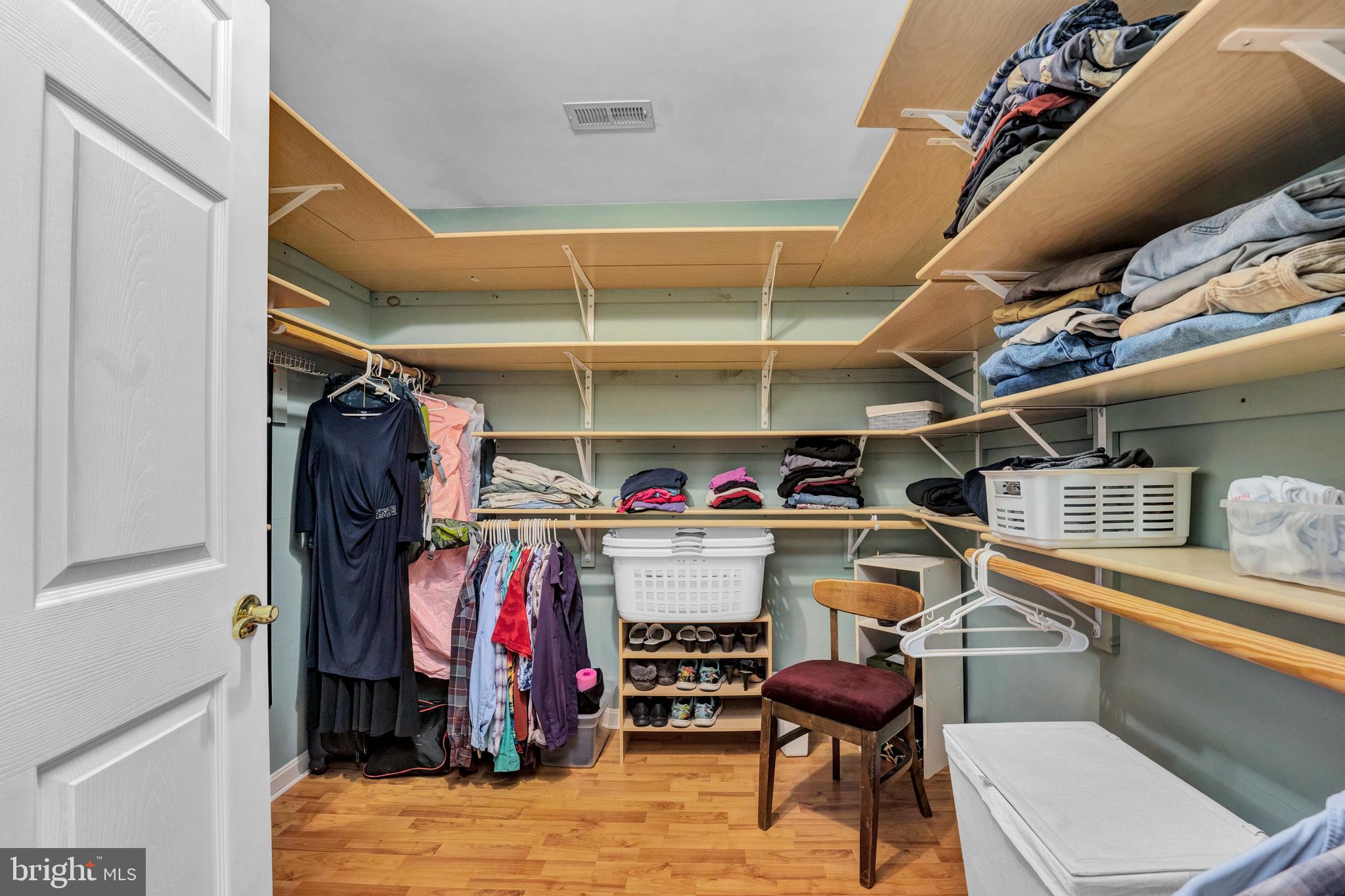 SUNSHINE HILLS - Residential