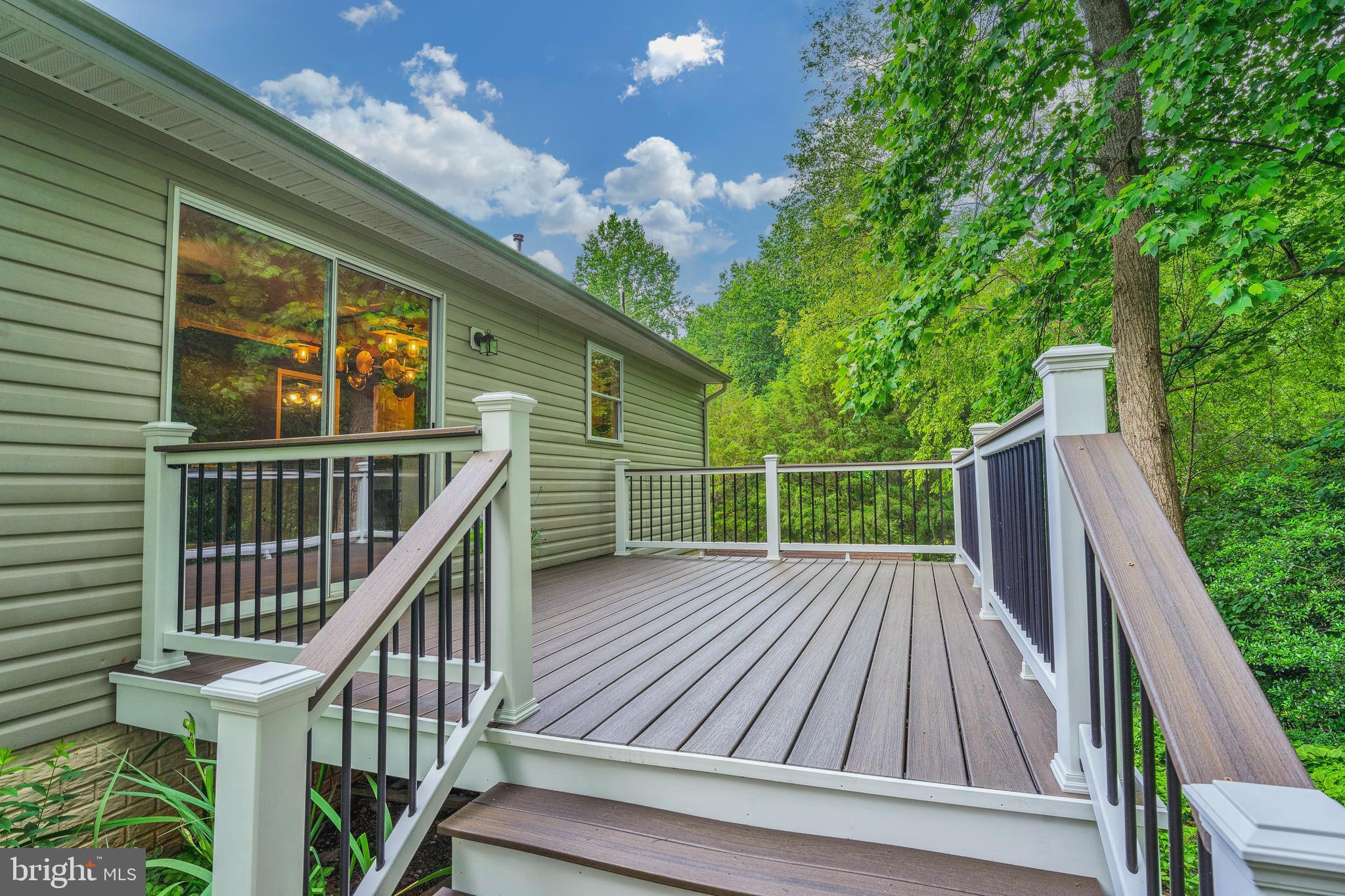 SUNSHINE HILLS - Residential