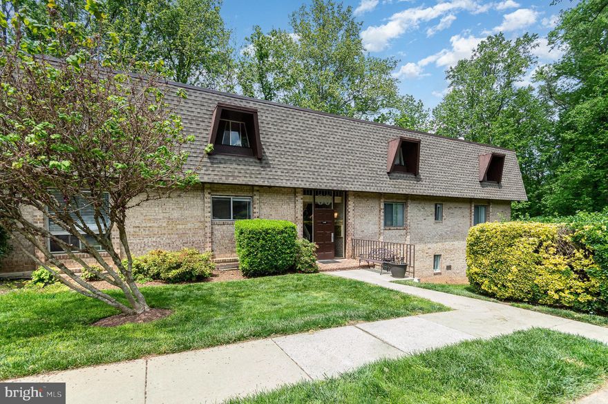 Just Listed!
Located in the highly sought-after Vantage Hill community, this beautifully maintained condo combines timeless charm with modern comfort. A stately brick exterior sets the tone, welcoming you into a warm and inviting space. As you ascend the private entry staircase, you’re greeted by an expansive open-concept layout designed for effortless living and entertaining.

Gorgeous flooring flows throughout the home, complemented by an abundance of oversized windows that bathe the interior in natural light. The heart of the home features a spacious, open-concept kitchen seamlessly connected to a cozy breakfast nook and an inviting family room—perfect for hosting guests or enjoying quiet moments at home.

The elegant primary suite offers a serene retreat, complete with a beautifully appointed ensuite bath featuring a walk-in shower, vanity, and thoughtful finishes. A generously sized second bedroom provide comfort and flexibility for guests, family, or a home office-and an additional full bath.

Step out onto your private balcony and take in peaceful views of the surrounding greenery—a tranquil escape just outside your door. With ample storage, a smart layout, and stylish design throughout, this condo delivers the ideal blend of suburban comfort and everyday convenience.

Professional photos taken May 2, 2025. This home shows like a model—don’t miss it! The sellers are actively searching for their next home and may request a short rent-back period. Please excuse the current state of the parking lot—improvements are underway as the HOA is adding additional parking. The current owners have recently installed new windows. Assigned parking space is #194, located near Building #00.