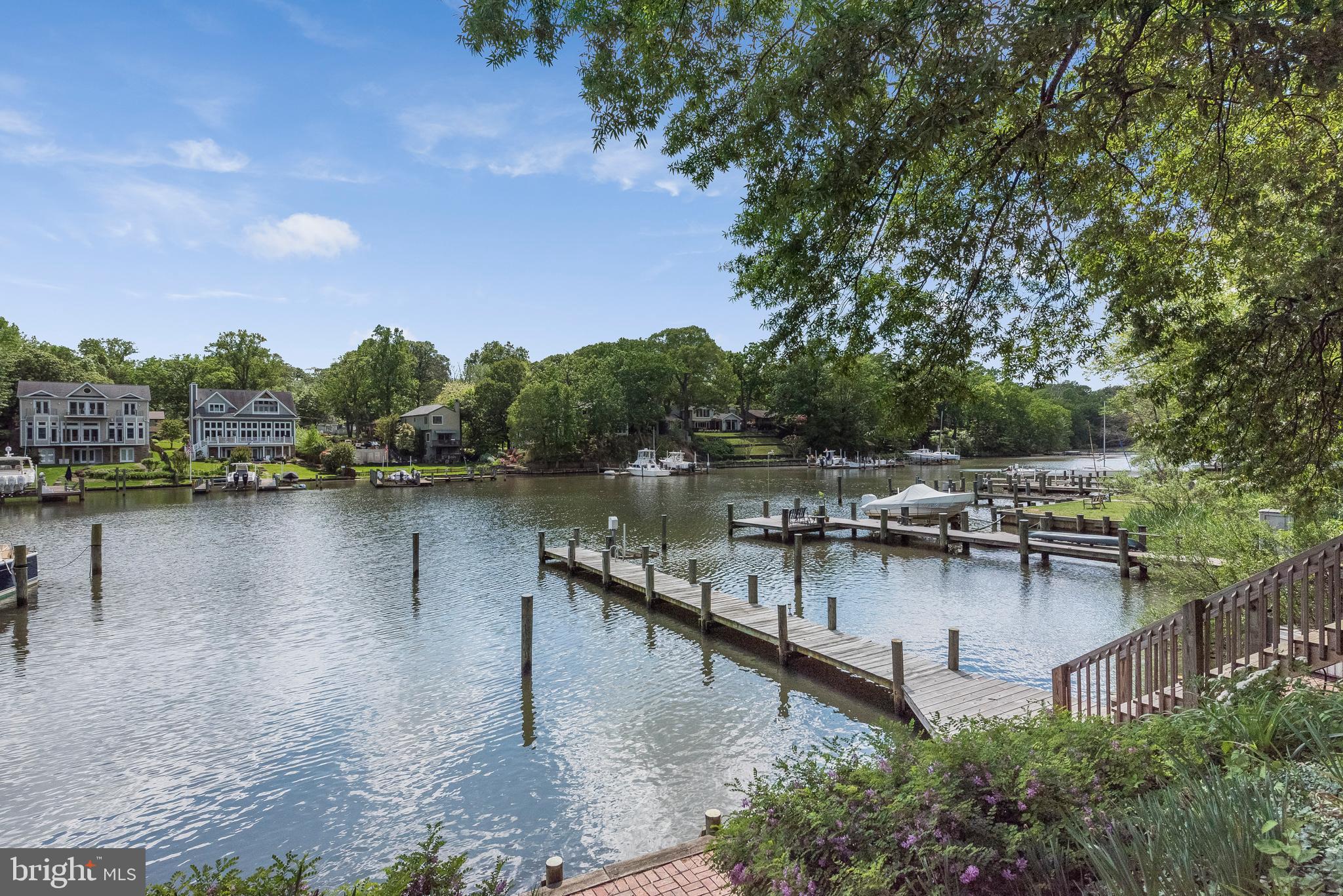 MURRAY HILL - Residential