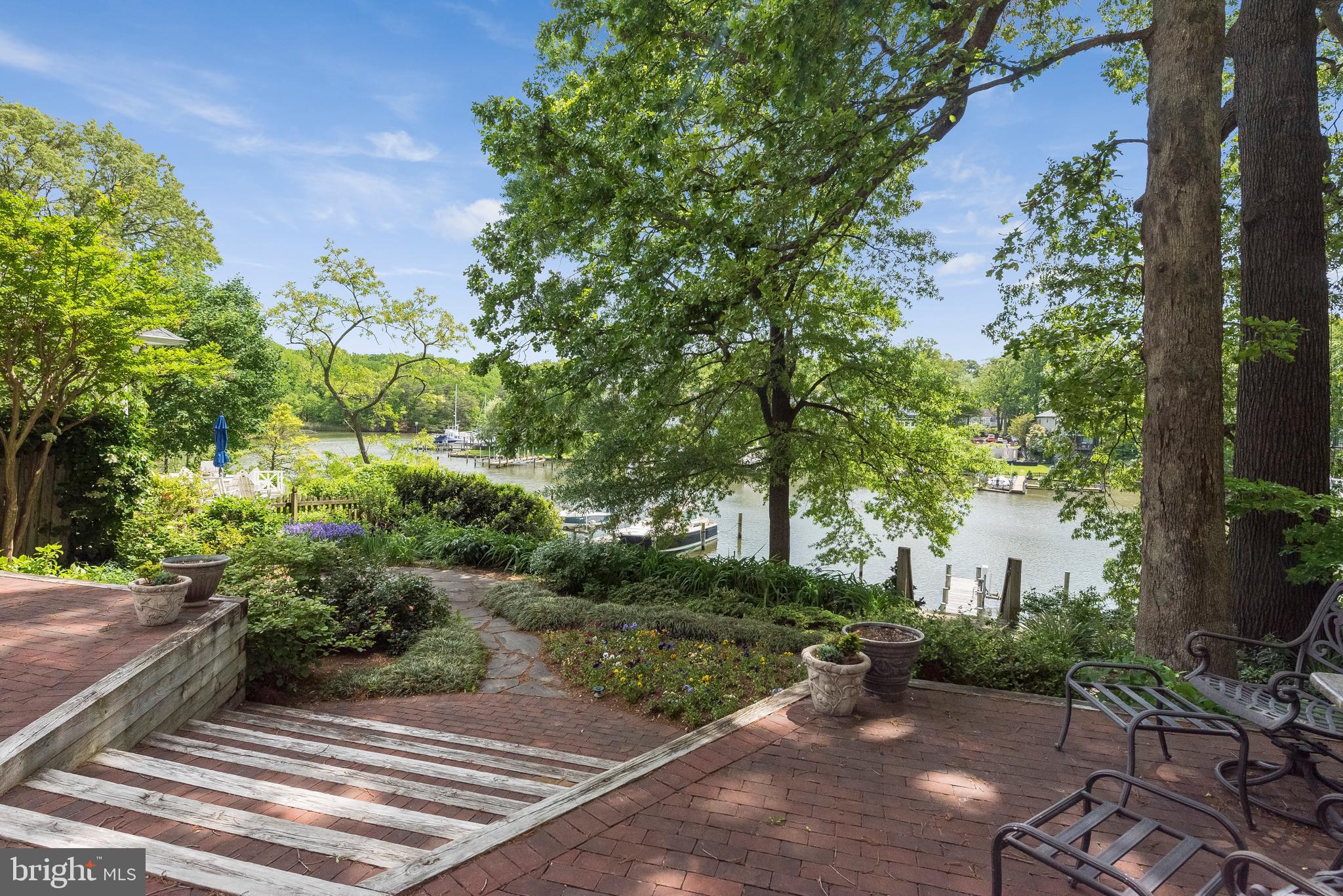 MURRAY HILL - Residential