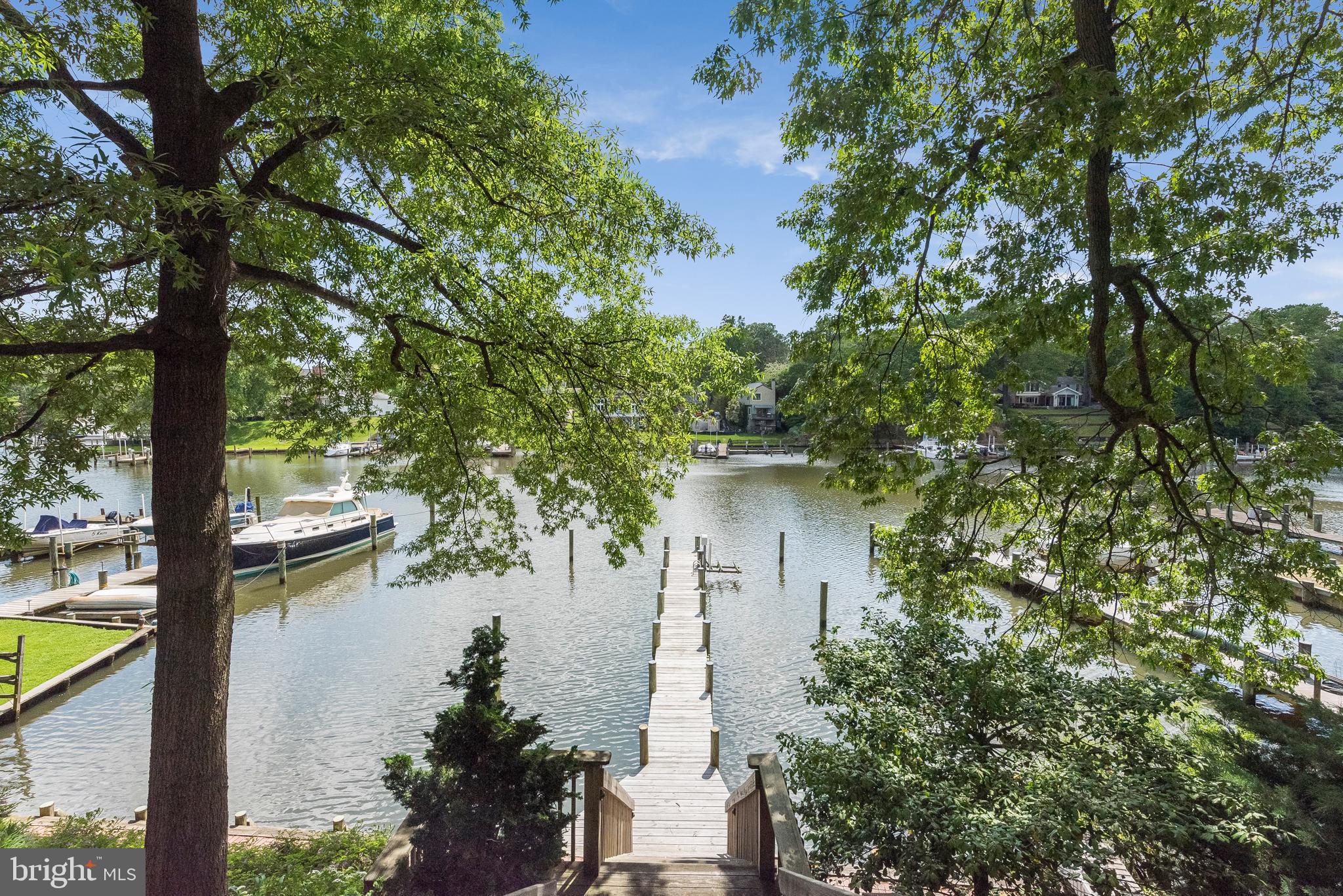 MURRAY HILL - Residential