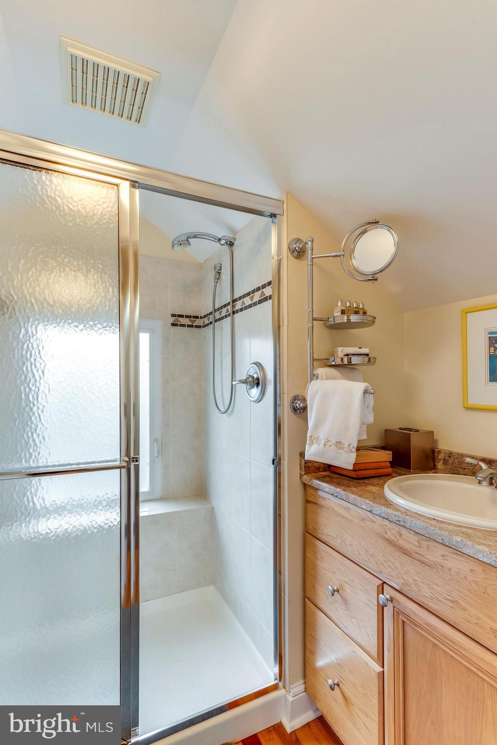 MURRAY HILL - Residential