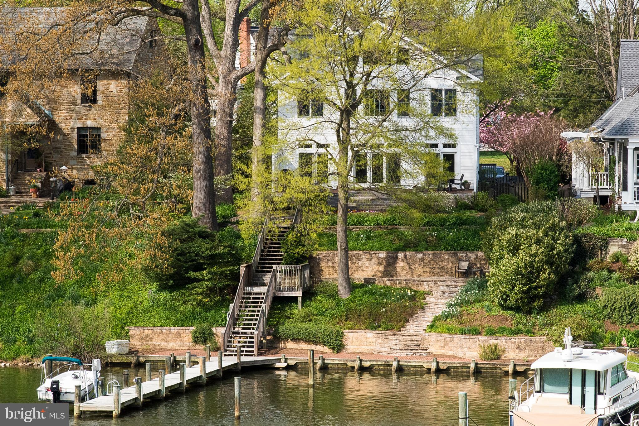 MURRAY HILL - Residential