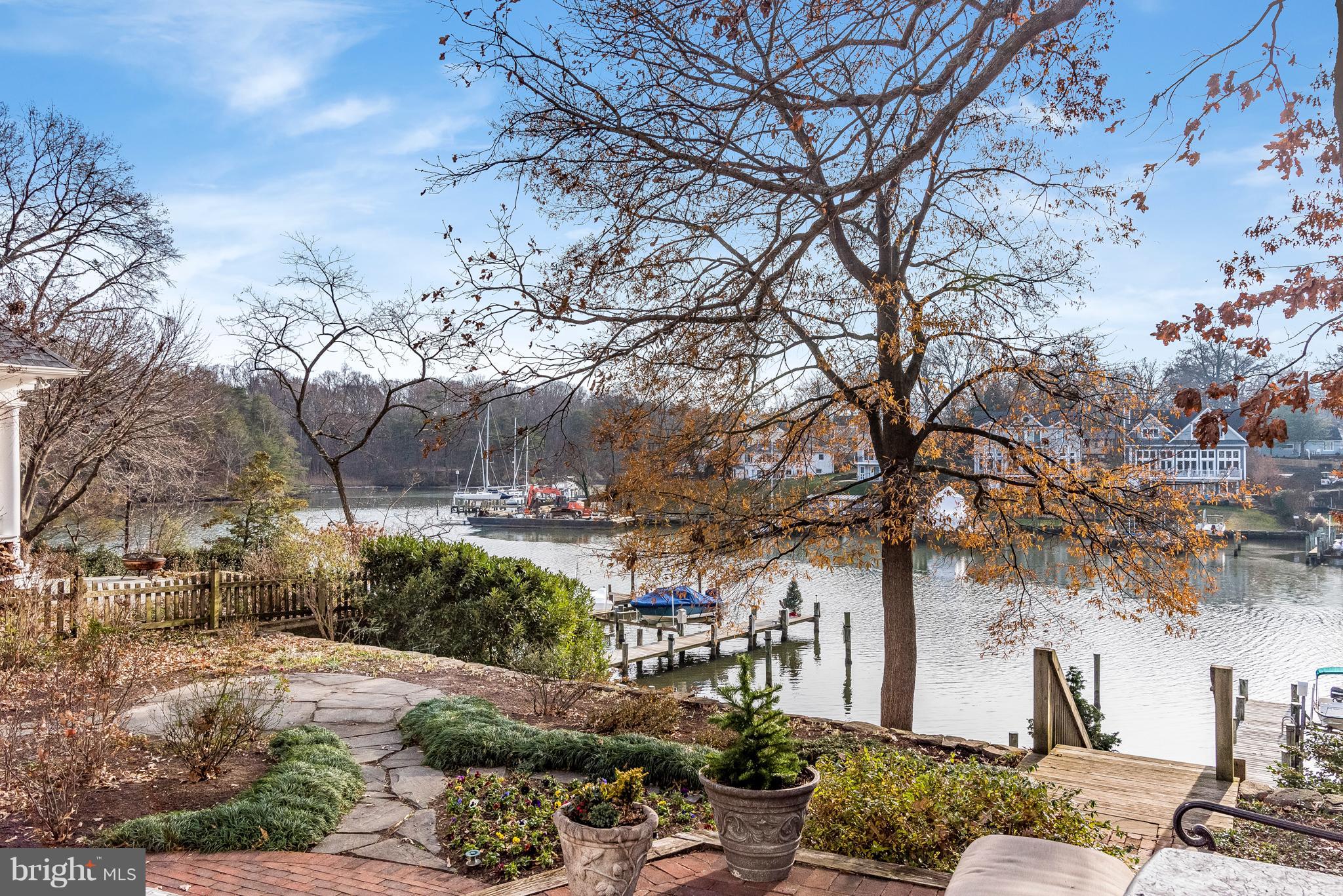 MURRAY HILL - Residential