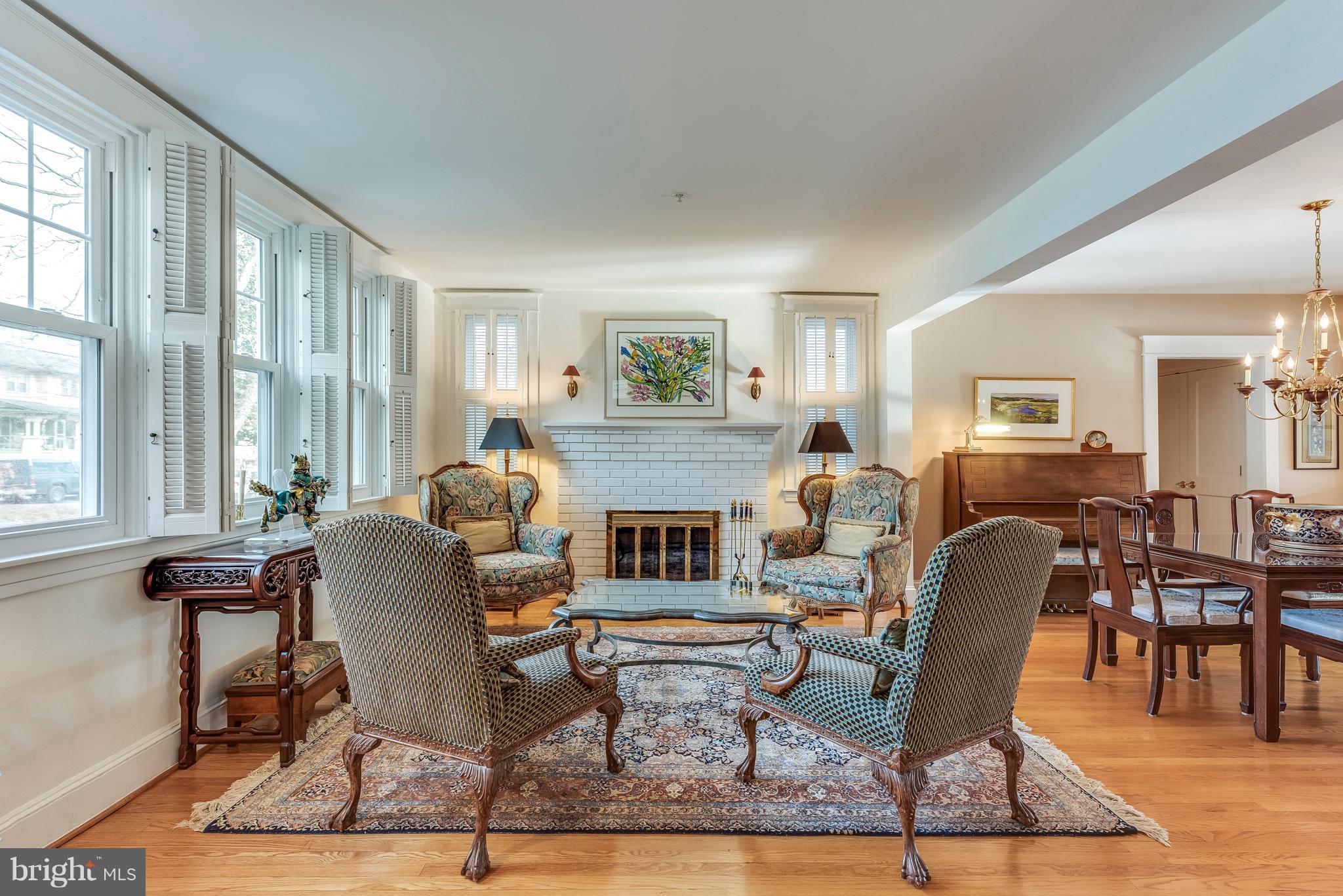 MURRAY HILL - Residential